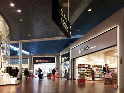 shops in Copenhagen airport